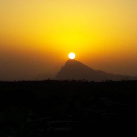 Abu Omair Jabal Shams House Hotel Al Ḩamrāʼ Værelse billede